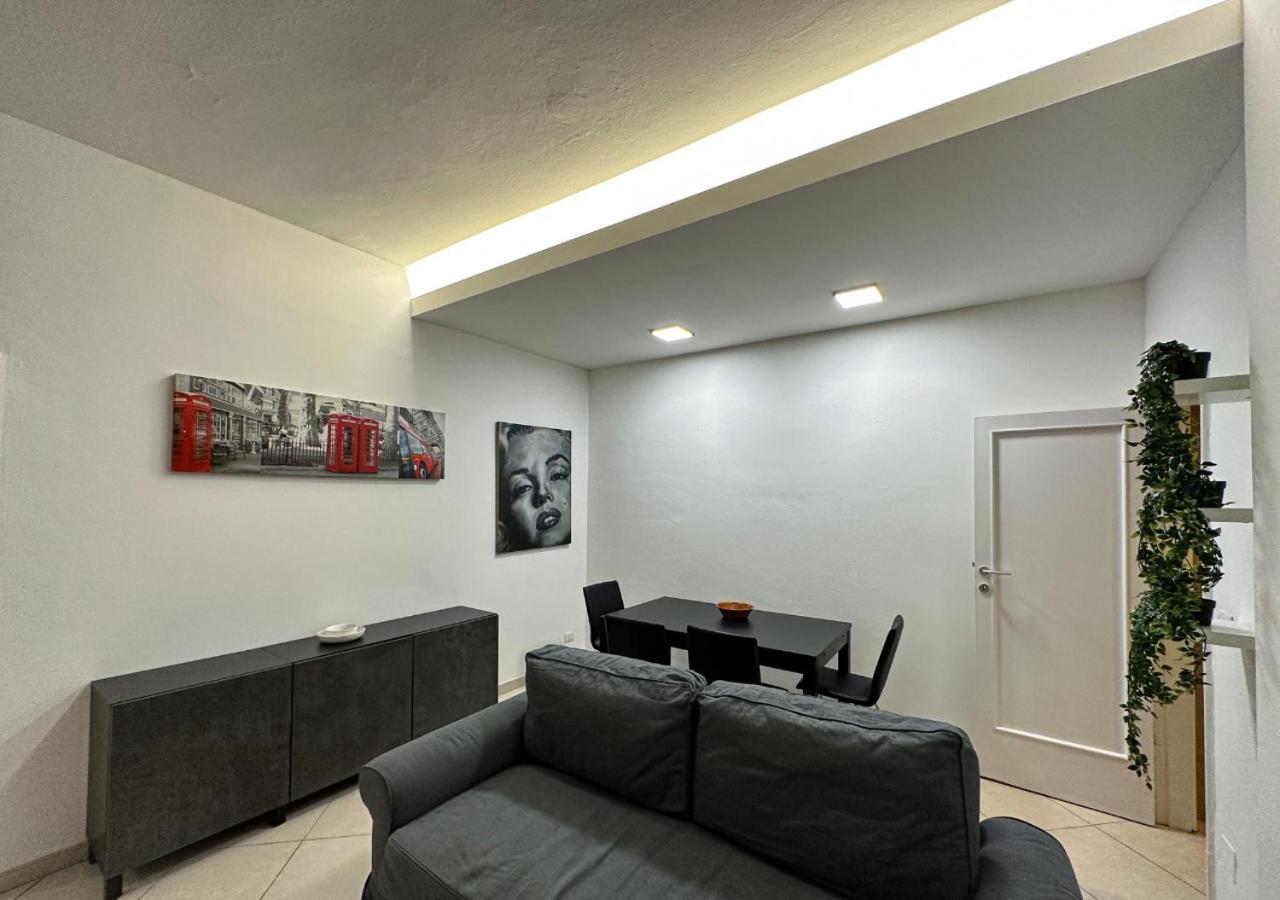 Apartment Modern Cenisio - Self Check-in & Parking Mailand